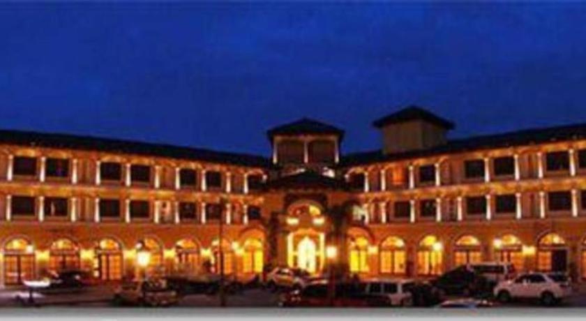 Planta Centro Bacolod Hotel & Residences Bagian luar foto